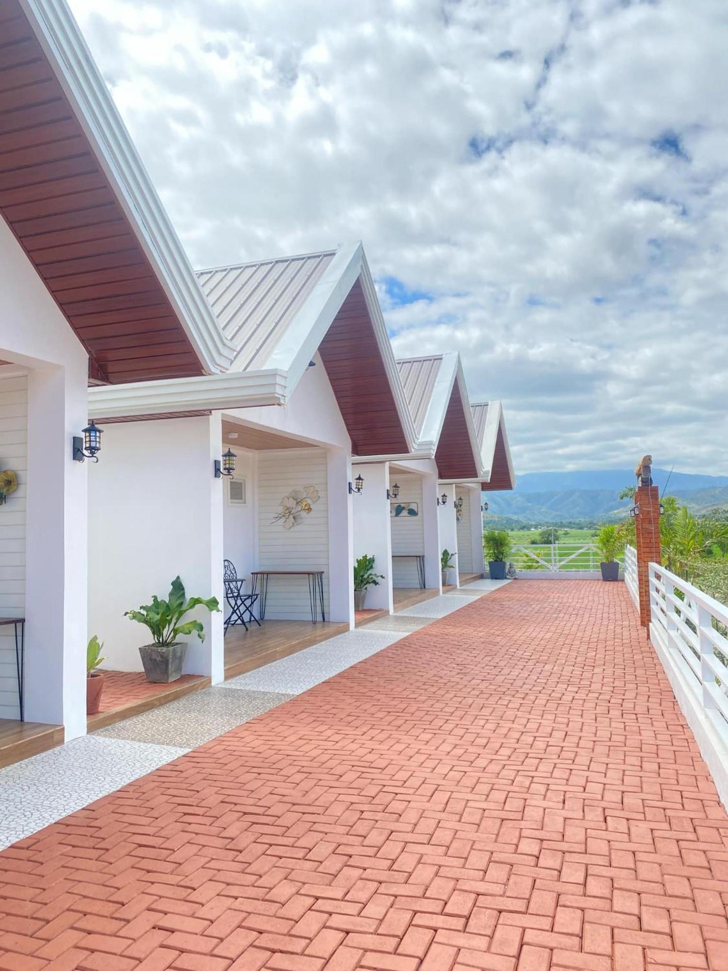 Casa De Espanola Hotel And Resort Aritao Exteriör bild